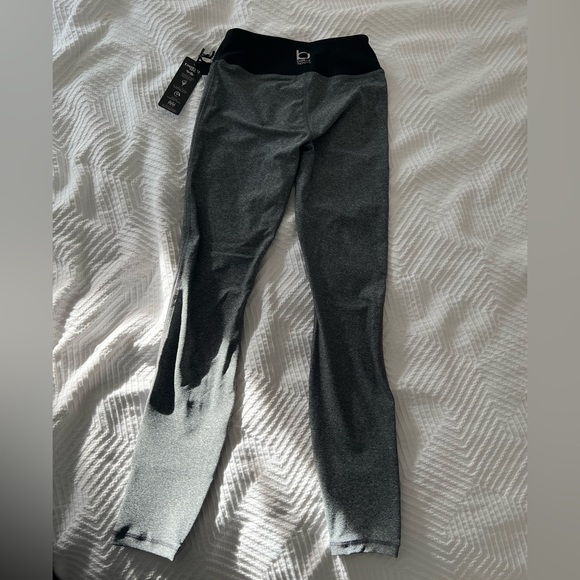 BEBE sport leggings grey and black brand NEW xs extra small women pants - Picture 7 of 7